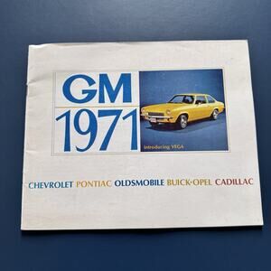 1971 GM General Motors Brochure Original Chevy Pontiac Oldsmobile Buick Cadillac